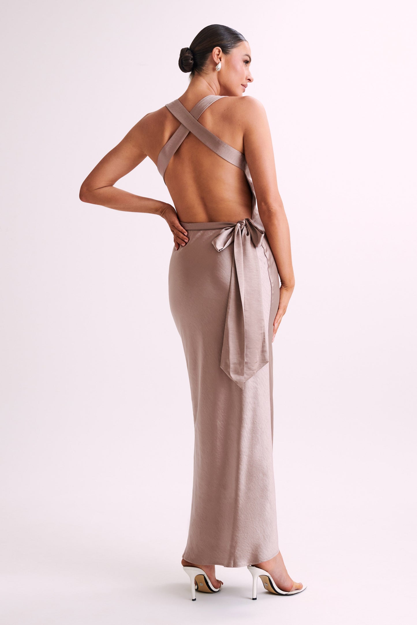 ROF Caellie Saten Cowl Maxi Elbise - Taupe