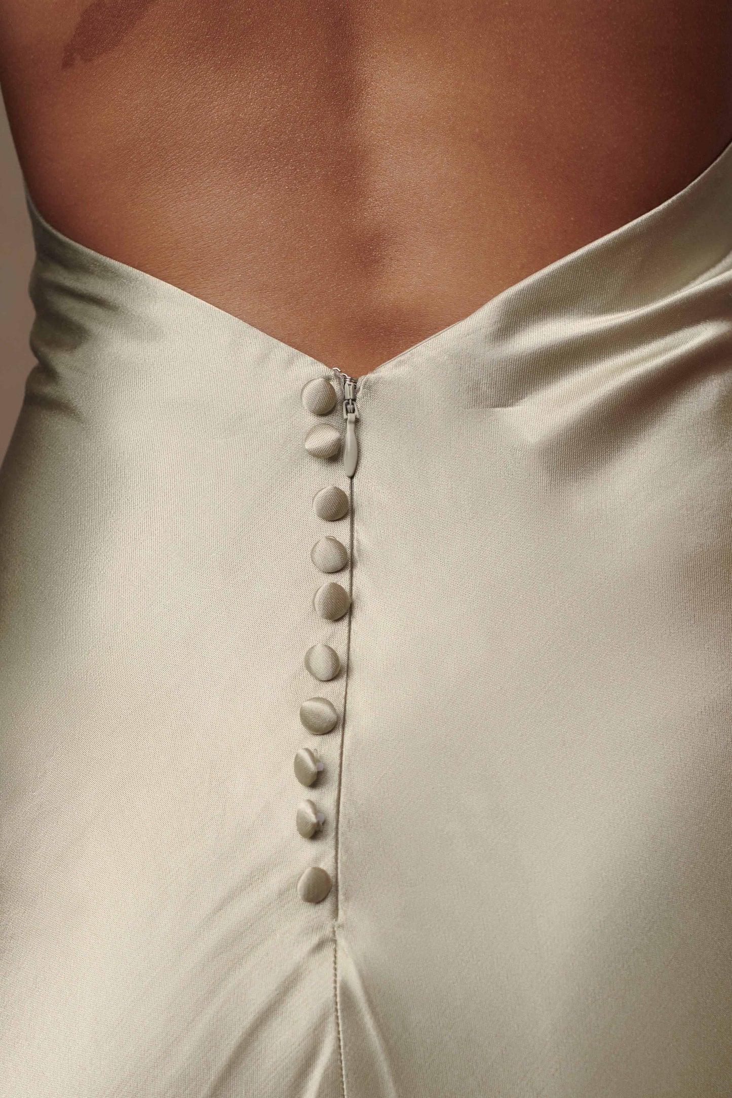 ROF Esther Yanardöner Saten Cowl Maxi Elbise - Adaçayı