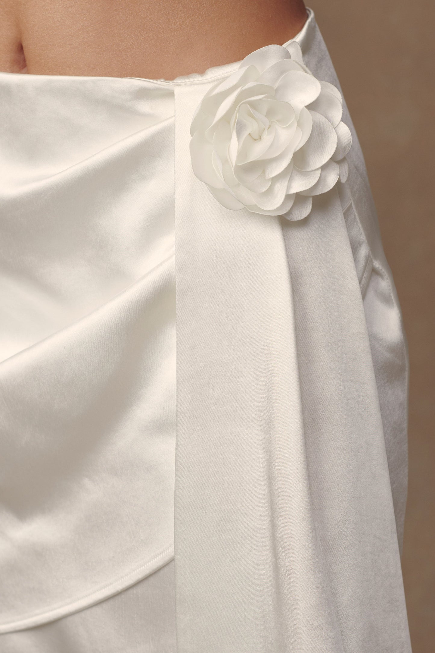 ROF Margot Rose Mini Etek - Beyaz