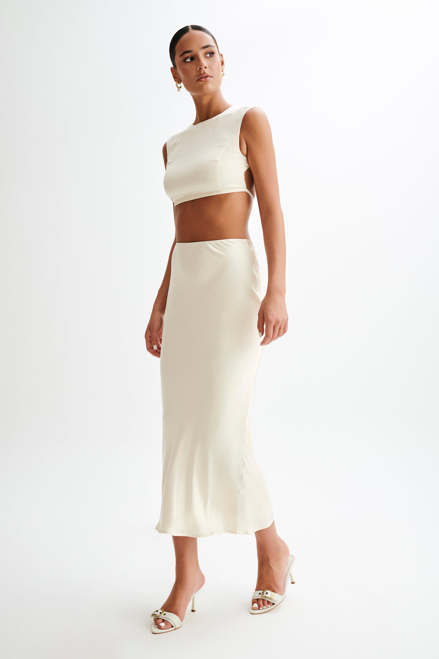 ROF Viviana Saten Kolsuz Crop Top - Fildişi