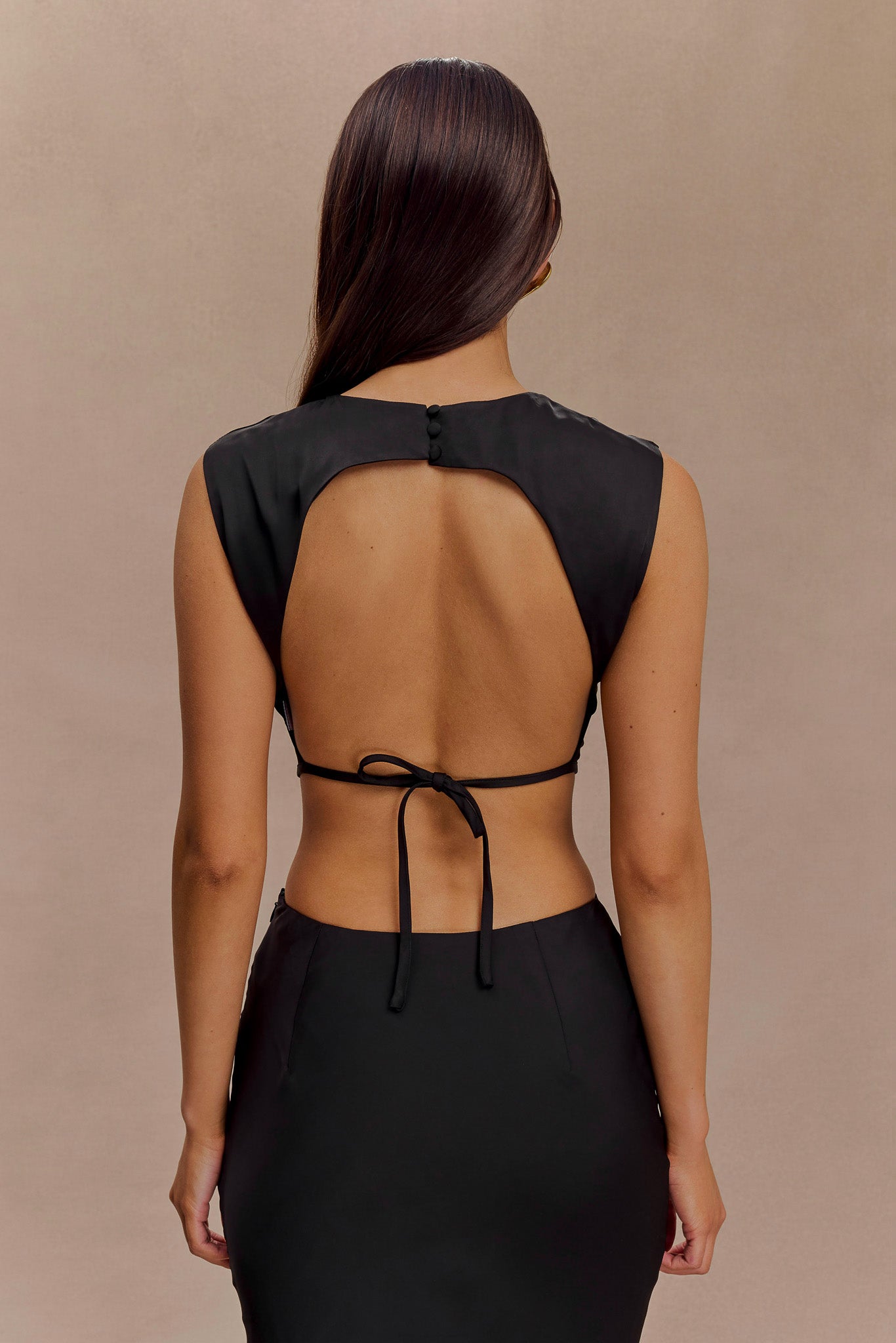 ROF Viviana Saten Kolsuz Crop Top - Siyah