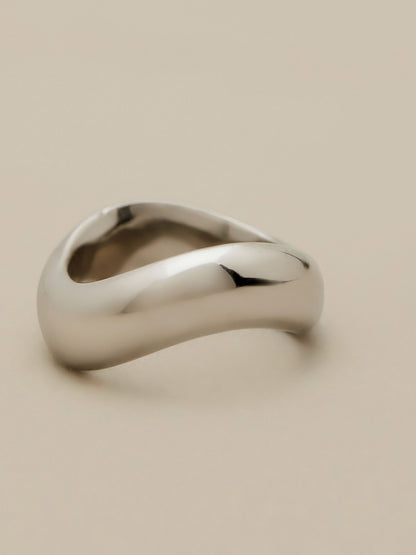 ROF 18k Gold Simple Wave Ring