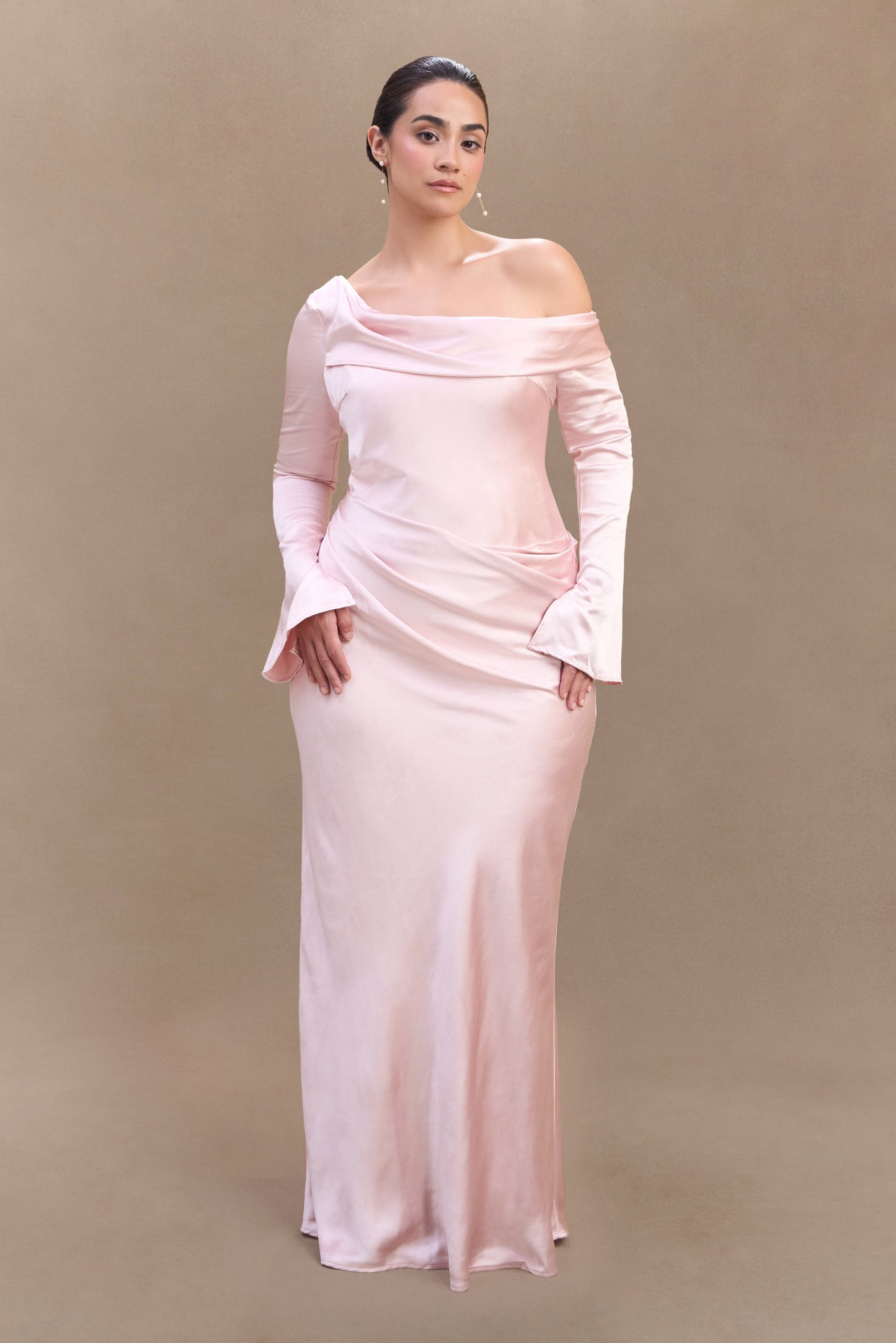 ROF Iris Uzun Kol Saten Maxi Elbise - Soft Pembe